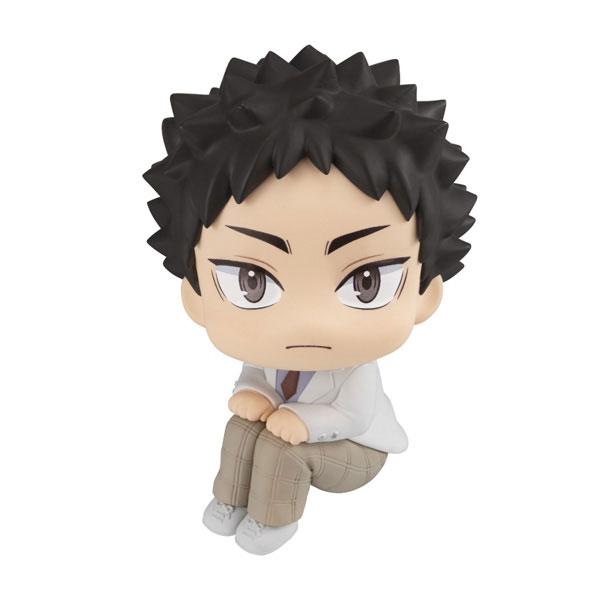 look-up-haikyu!!-hajime-iwaizumi-figure-megahouse-1