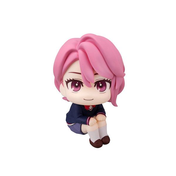 look-up-dandadan-aira-figure-megahouse-1