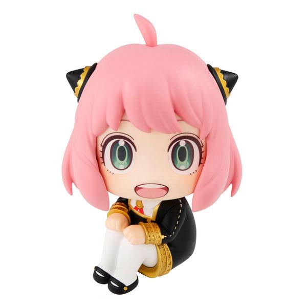 look-up-spyxfamily-anya-forger-figure-megahouse-1