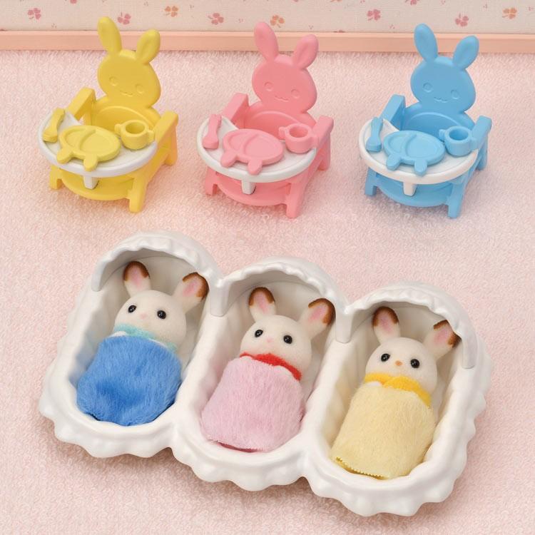 sylvanian-families-chocolate-rabbit-triplets-care-set-cp-sf-se-204-1