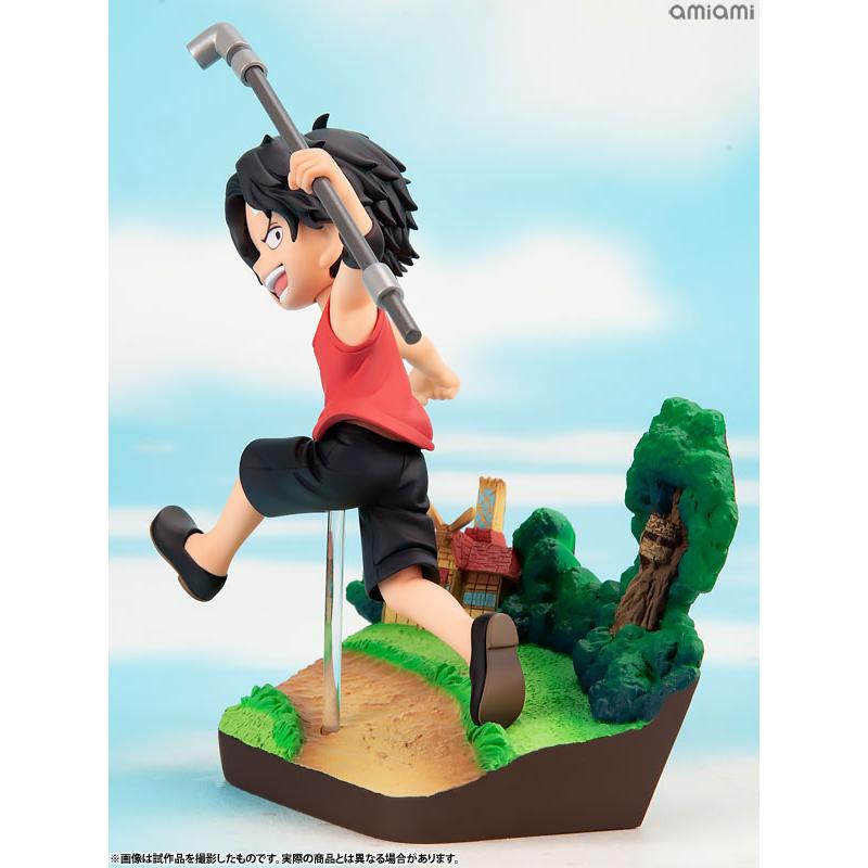 Megahouse G.E.M. Series One Piece Portgas D. Ace RUN! RUN! RUN! Figure