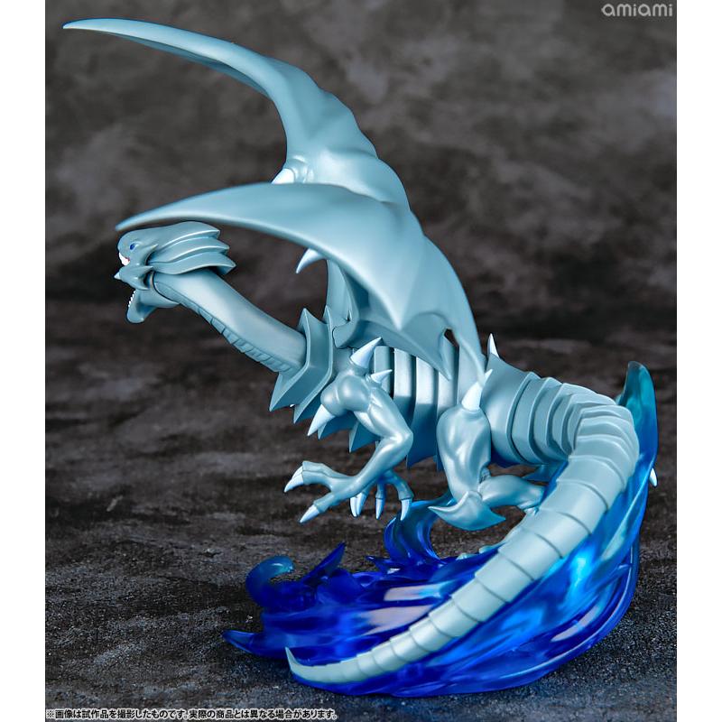 Figura Megahouse MONSTERS CHRONICLE Yu-Gi-Oh! Duel Monsters Blue-Eyes White Dragon