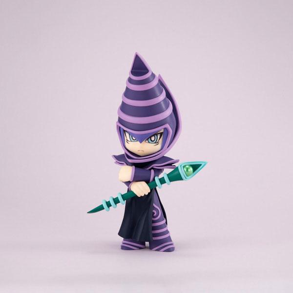 megatoon-yu-gi-oh-duel-monsters-black-magician-figure-megahouse-1