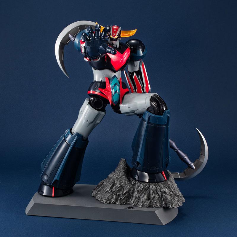 ua-mechanical-grendizer-u-grendizer-figure-megahouse-1