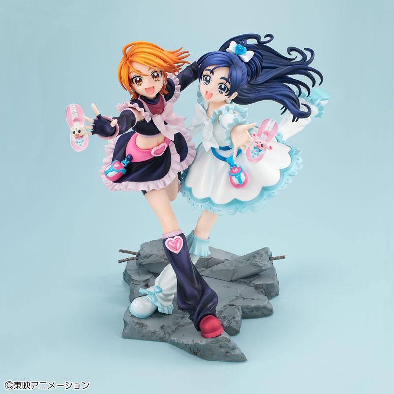 lucrea-futari-wa-pretty-cure-cure-black-cure-white-figure-megahouse-1