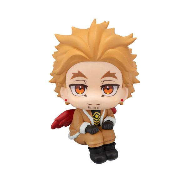 look-up-my-hero-academia-hawks-figure-megahouse-1