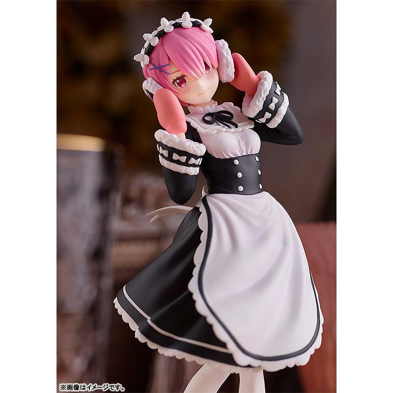 عرض POP UP PARADE Re:Zero − بدء الحياة في عالم آخر ملابس موسم Ram Ice Ver Figure