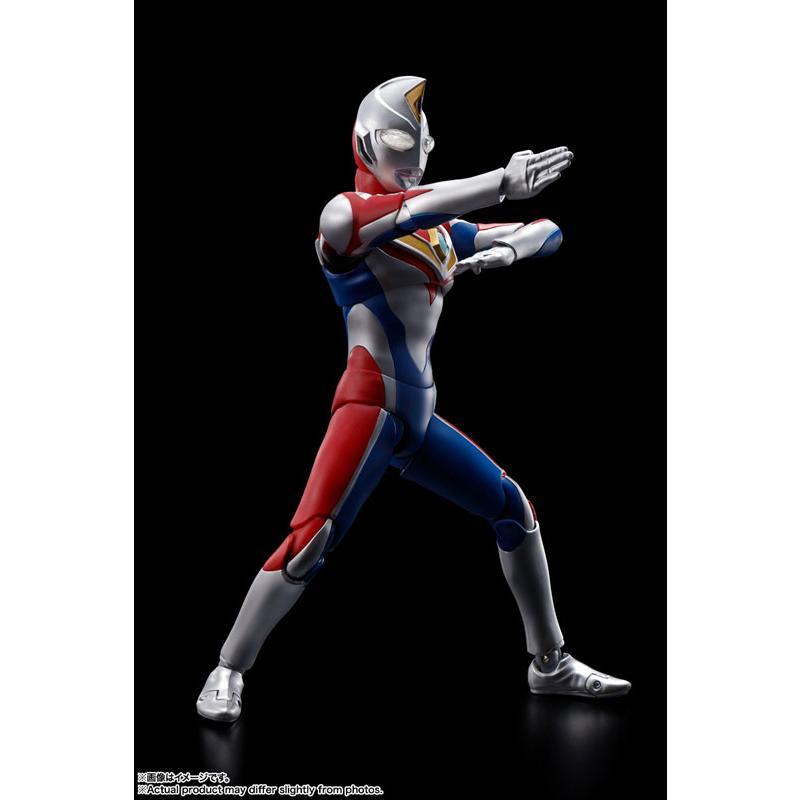 SHFiguarts (שיטת גילוף אמיתי) Ultraman Dyna Flash Type "Ultraman Dyna" BANDAI SPIRITS