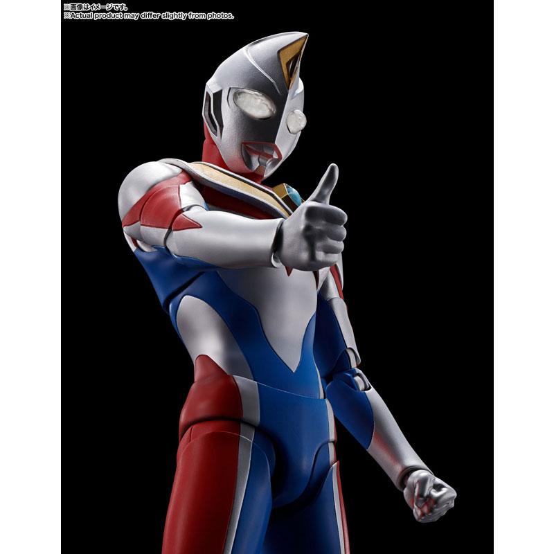 SHFiguarts (שיטת גילוף אמיתי) Ultraman Dyna Flash Type "Ultraman Dyna" BANDAI SPIRITS